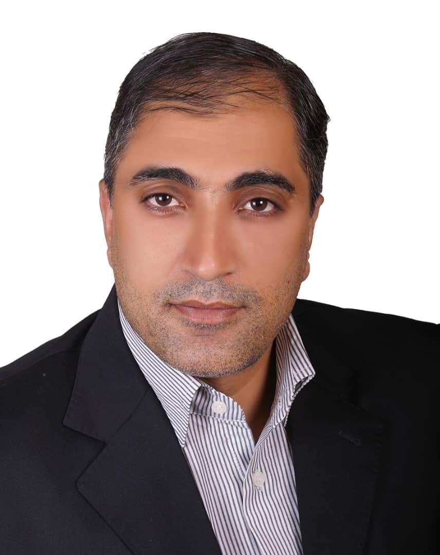 رضا آزاده