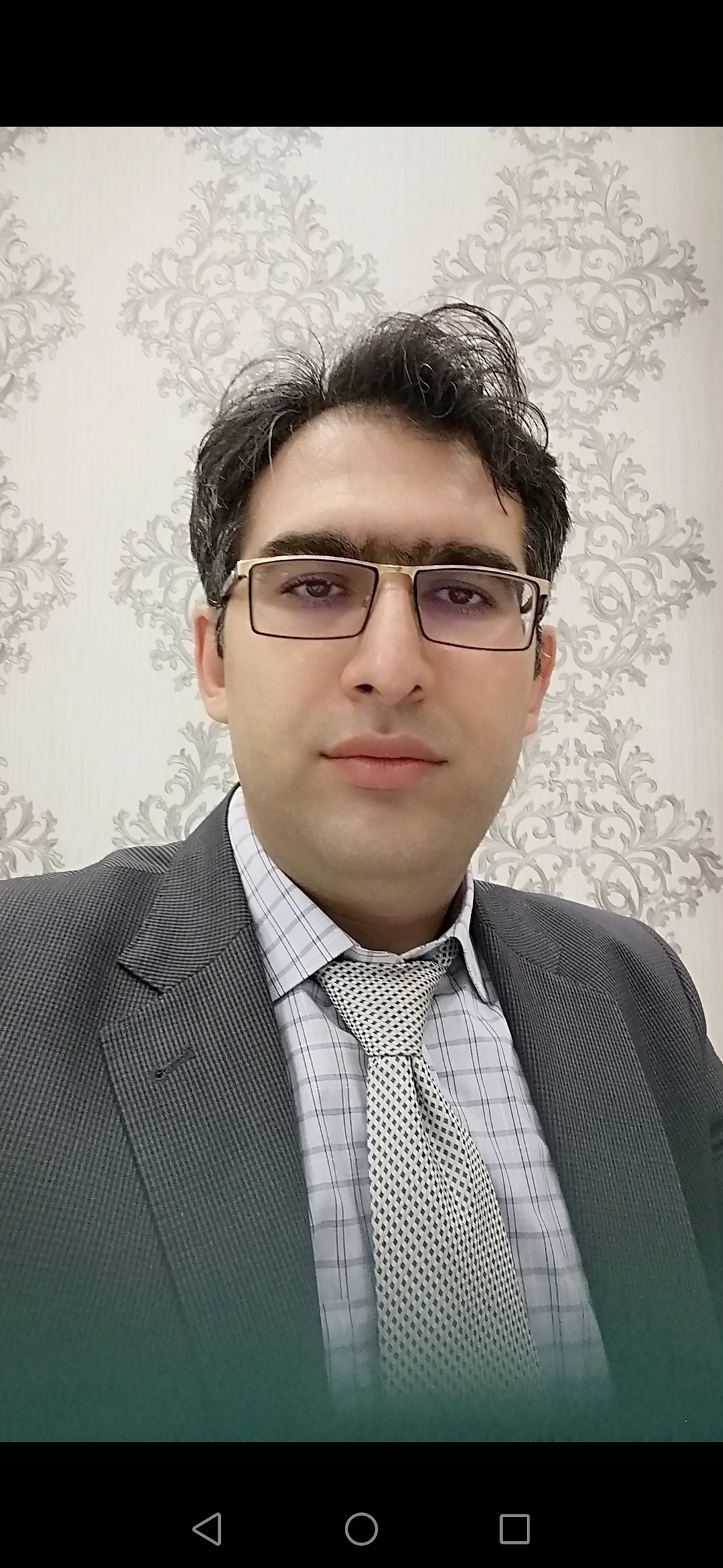 وحید حضرتی