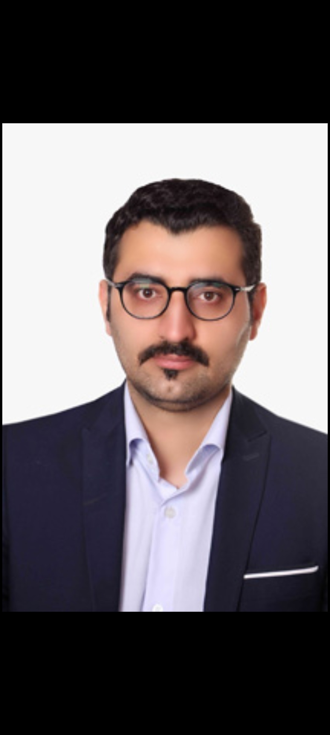 صابر اکبری