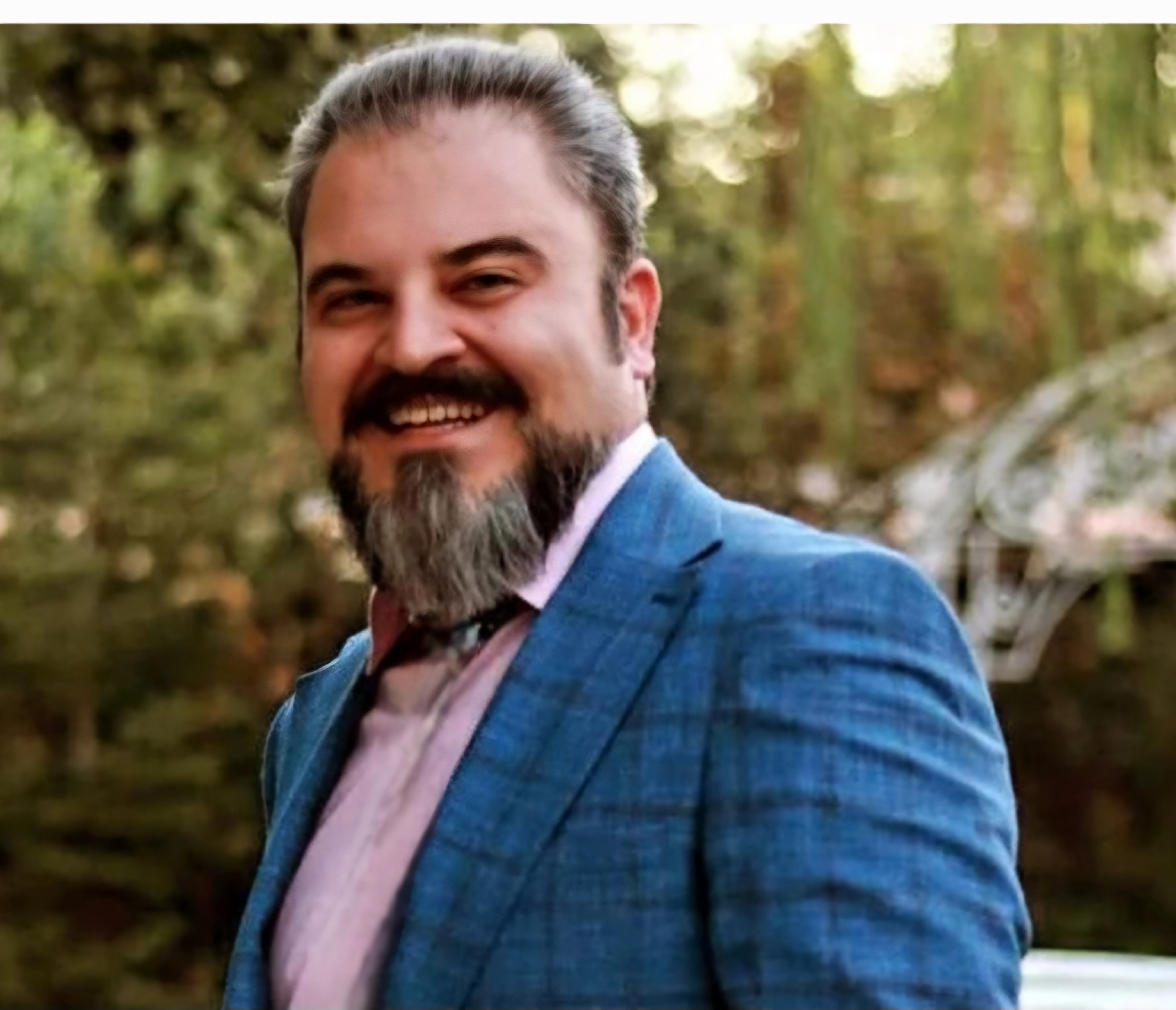 داریوش زنداکبری