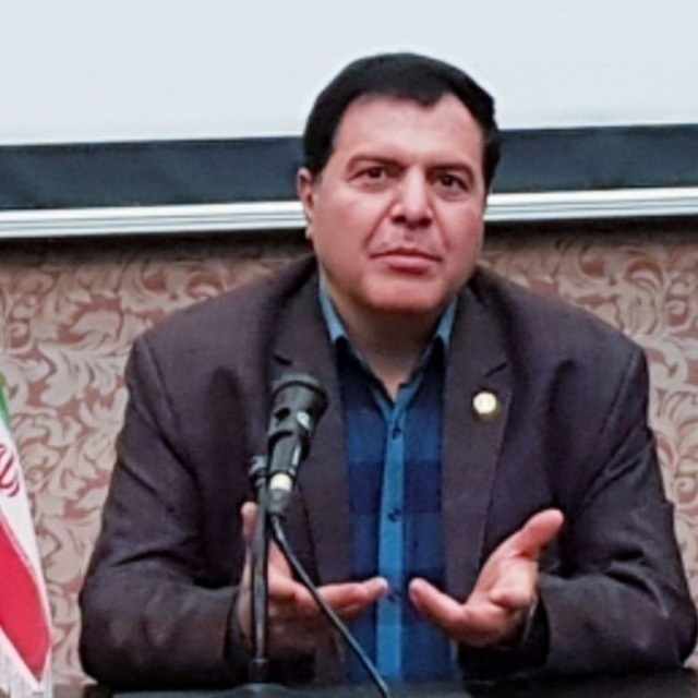 دکتر صمد صداقتی